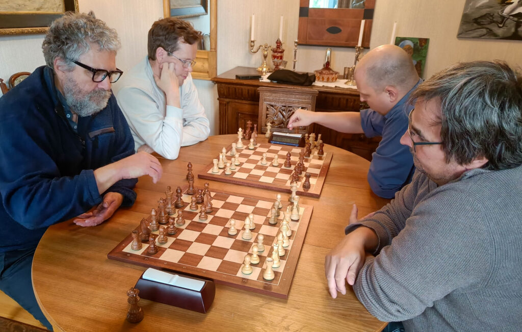 Fra venstre: Arnt Esbensen, Rune Harila, Gisle Jaran Granmo og Mikal Lanes. (Foto: Thomas Hildonen)