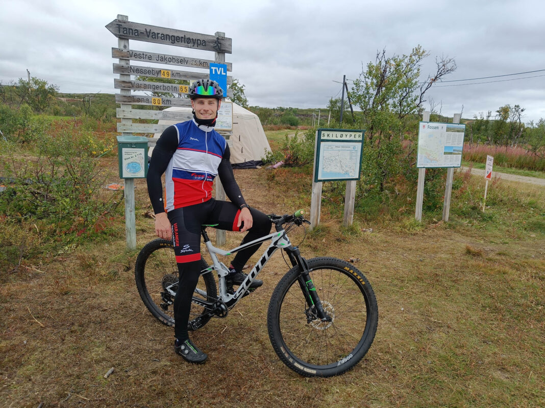Joakim Hansen er klar for årets Vadsø Offroad. (Alle foto: Thomas Hildonen)